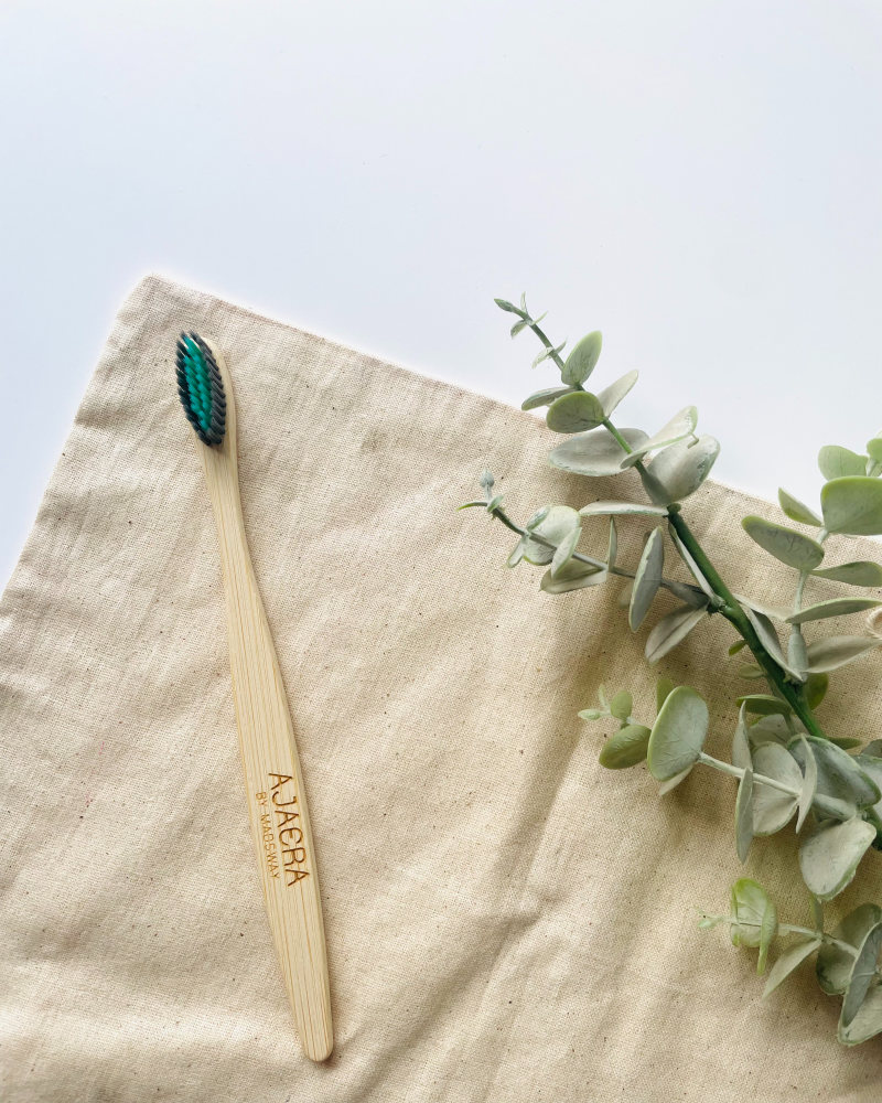 bamboo-wood-neem-toothbrush-1