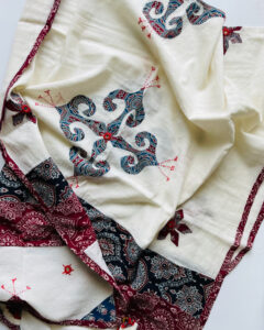 BARMER APPLIQUÉ DUPATTA